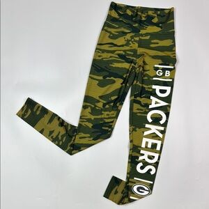 NFL Green Bay Packers Green Camo Leggings Size Small